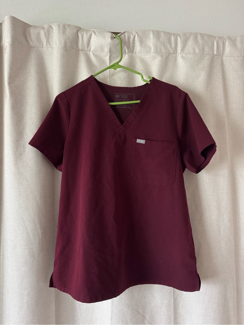 FIGS V-Neck Scrub Top - Wine